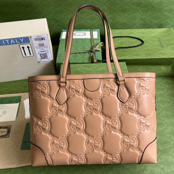 G*u*i gg matelassé leather medium tote