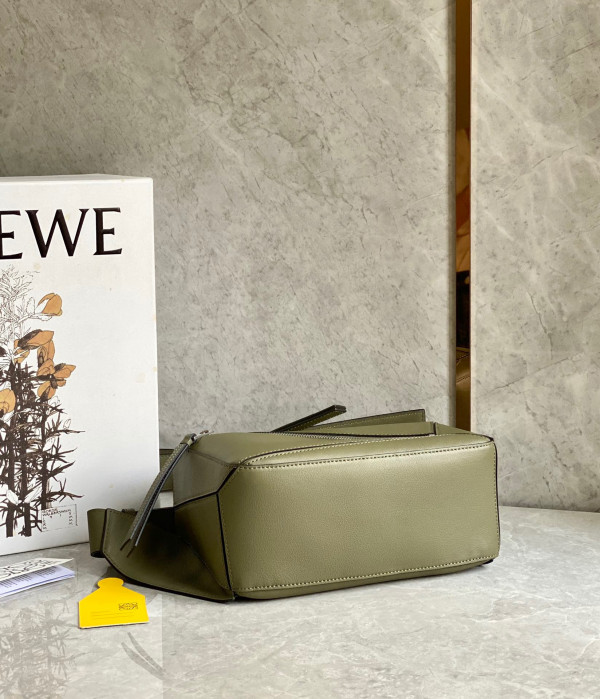 Lowee Small Puzzle Bag-24*16*10.5cm