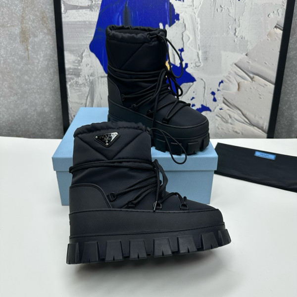 Pra*a boots
