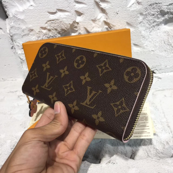 l0*is V*t0n wallet