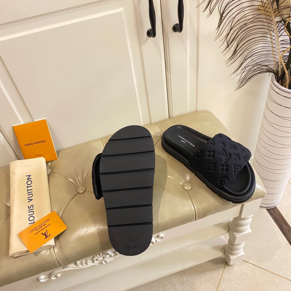 l0*is V*t0n pool pillow comfort mule
