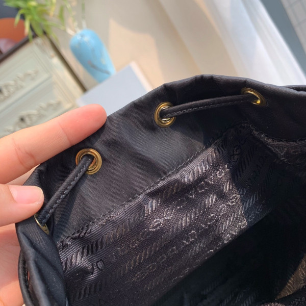 Pra*a duet re-nylon shoulder bag