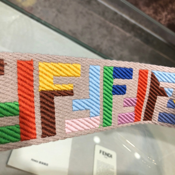 F**di strap you