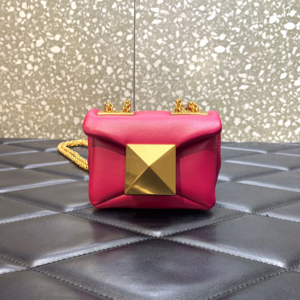 VALENTINO ONE STUD MICRO BAG WITH CHAIN