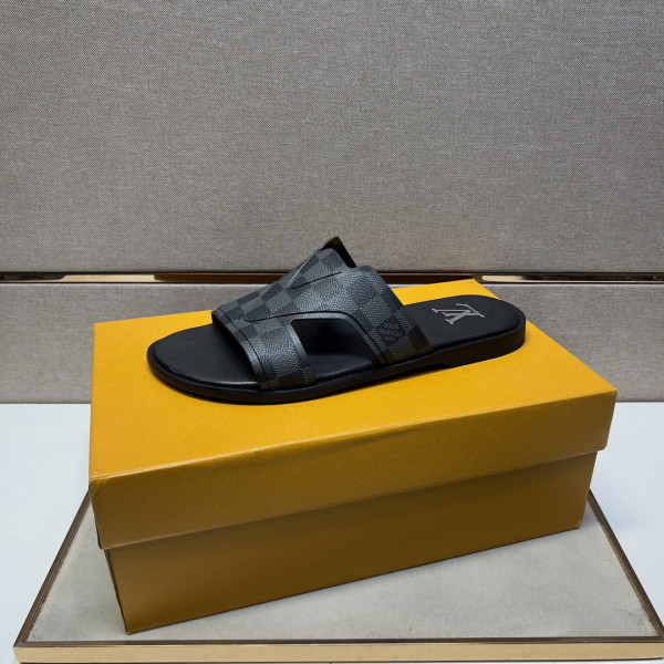 l0*is V*t0n sandals