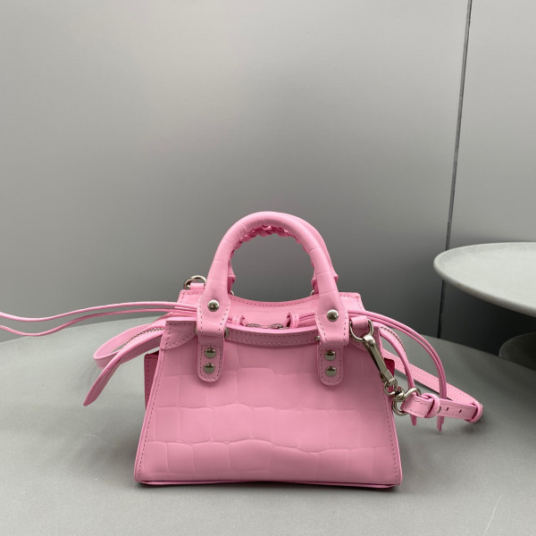 Ba*len*cia*ga neo classic nano top handle bag