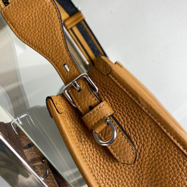 Pra*a leather hobo bag