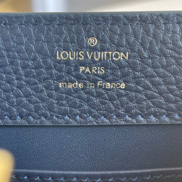 l0*is V*t0n capucines mini