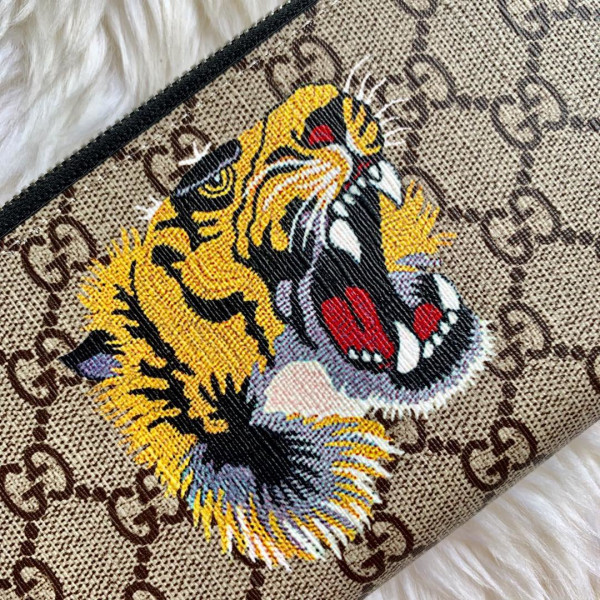 G*u*i bee print gg zip around wallet