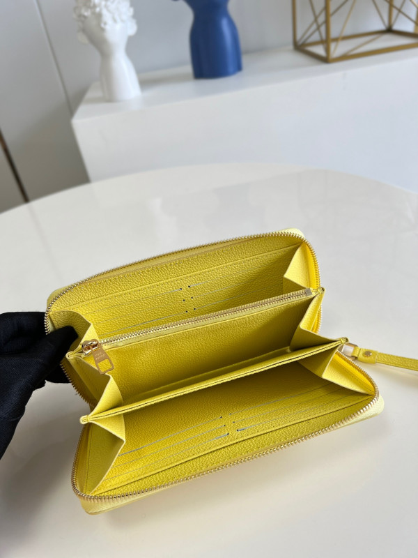 l0*is V*t0n zippy wallet