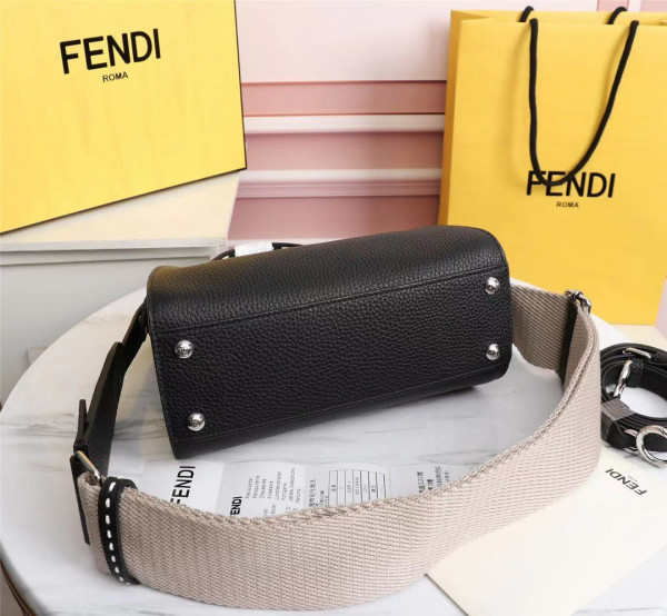 F**di peekaboo mini bag-18-23-11cm