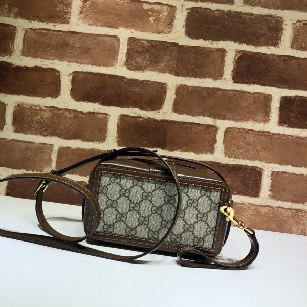 G*u*i gg mini bag with clasp closure