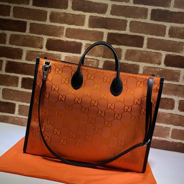 G*u*i off the grid tote bag