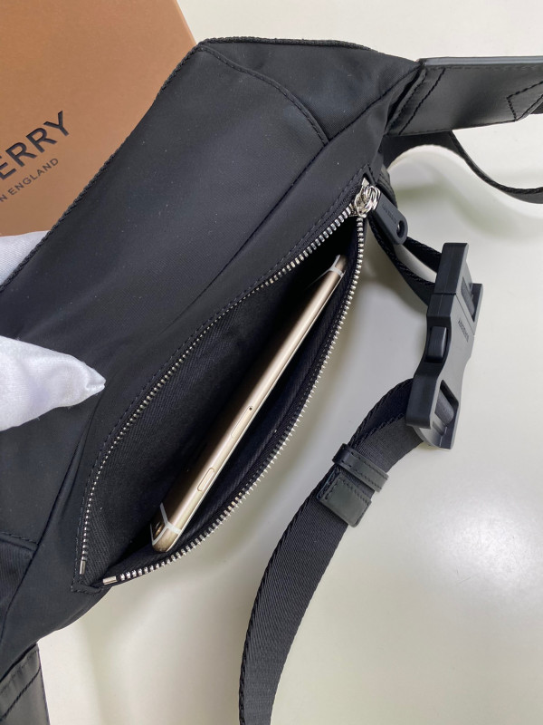 B**rry bum bag