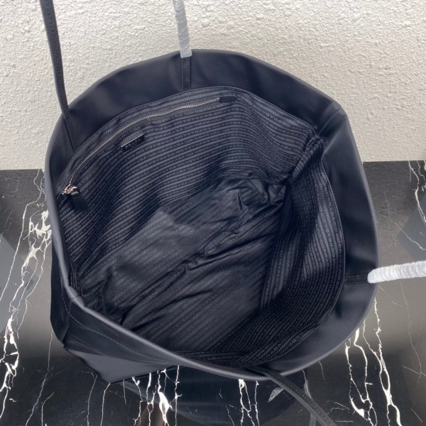 Pra*a re-nylon and saffiano leather tote bag