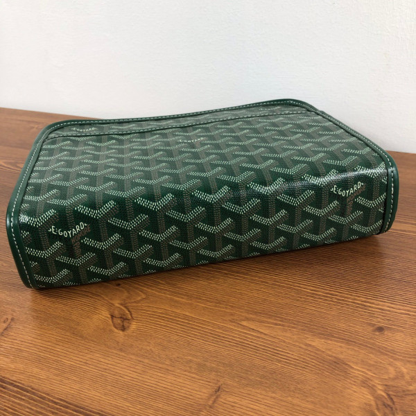 Go*ard toiletry bag