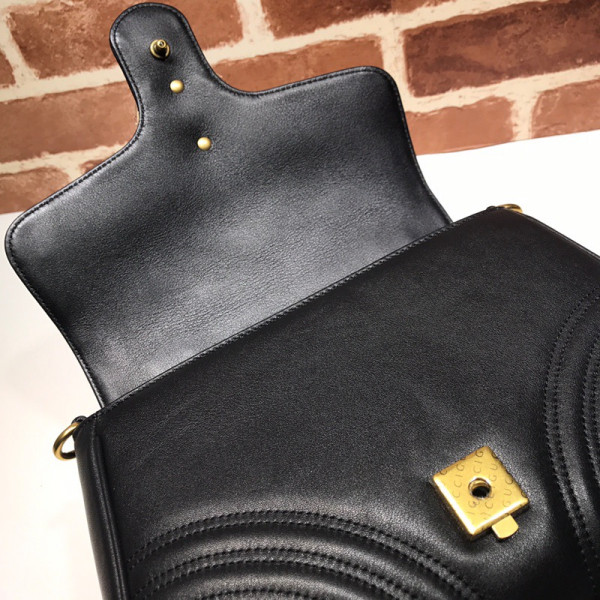 G*u*i gg marmont small top handle bag