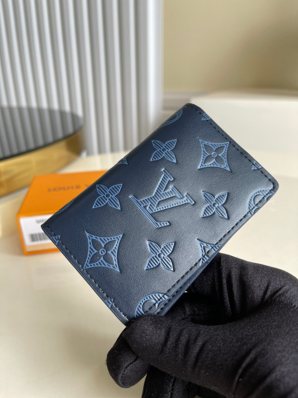 l0*is V*t0n pocket organizer
