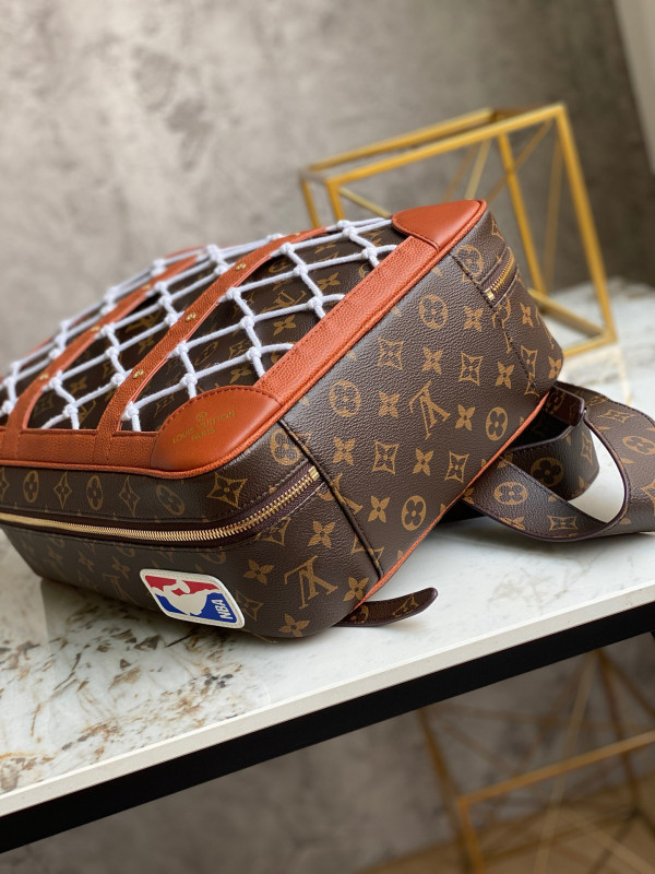 l0*is V*t0n lvxnba shoe box backpack