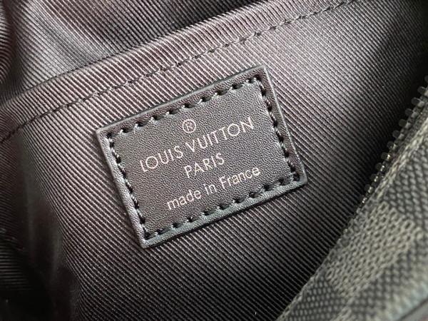 l0*is V*t0n mini soft trunk