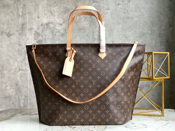l0*is V*t0n all-in large tote bag