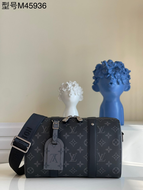 l0*is V*t0n city keepall