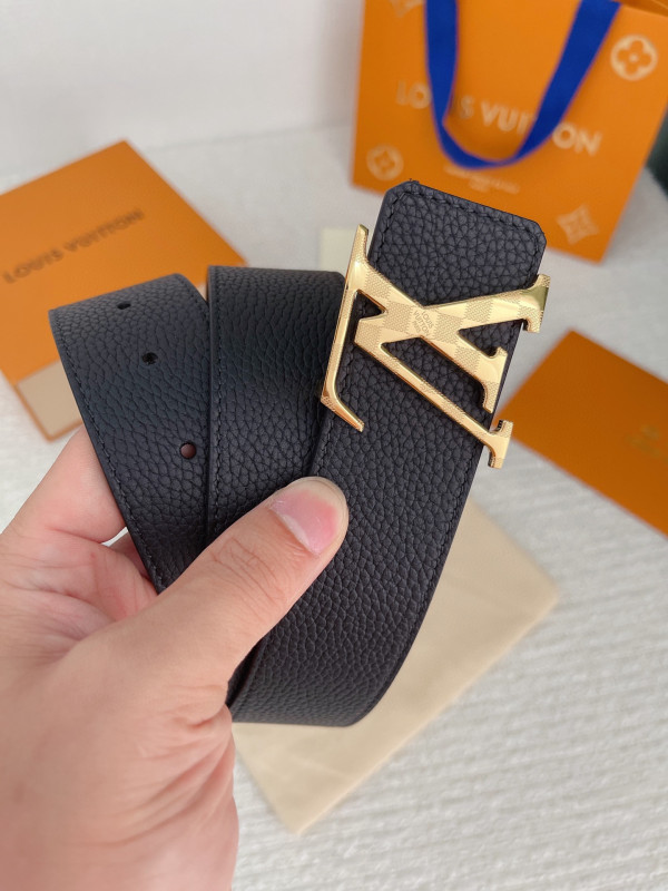 l0*is V*t0n belt