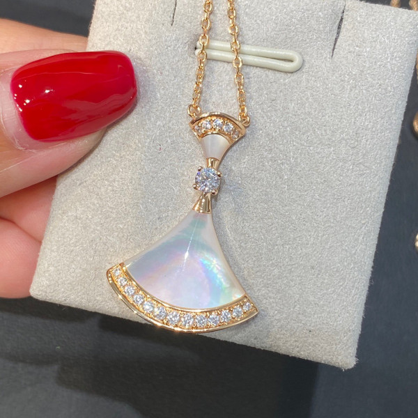 B*l*ai divas’ dream necklace