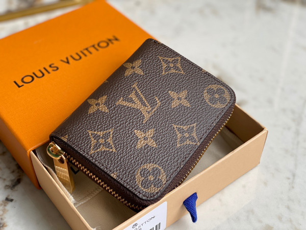 l0*is V*t0n zippy coin purse