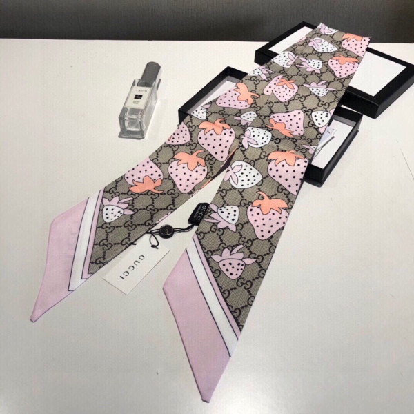 G*u*i bandeau