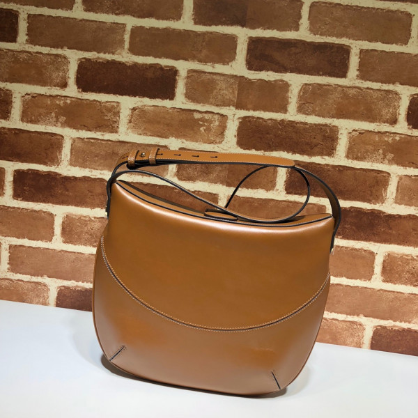G*u*i arli shoulder bag