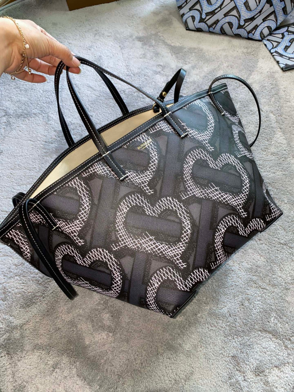 B**rry tote