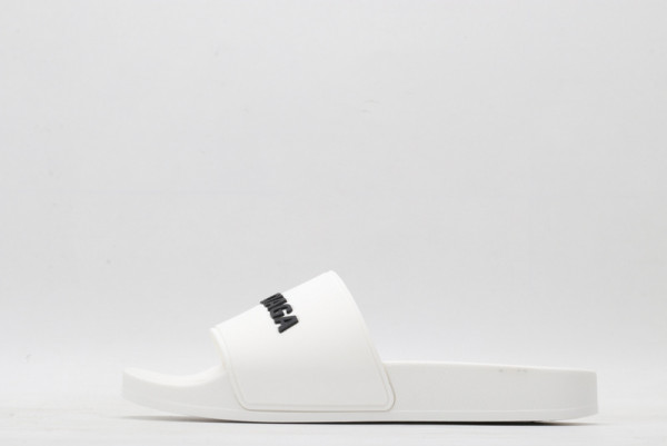 Ba*len*cia*ga pool slide sandal