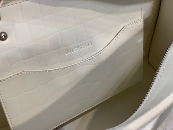 Ba*len*cia*ga neo classic small top handle bag