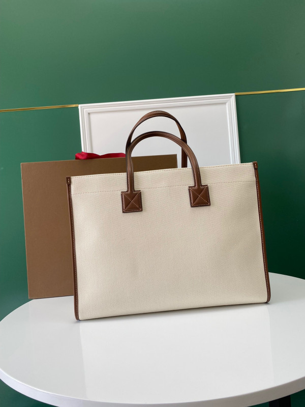 B**rry medium freya tote