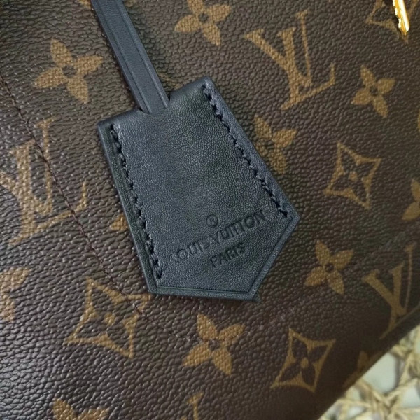 l0*is V*t0n flower tote