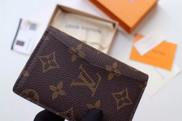 l0*is V*t0n pocket organizer