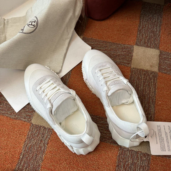 H**mes sneaker