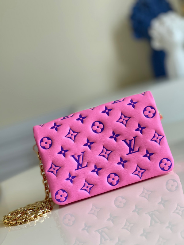 l0*is V*t0n pochette coussin