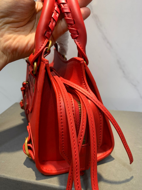 Ba*len*cia*ga neo classic mini top handle bag