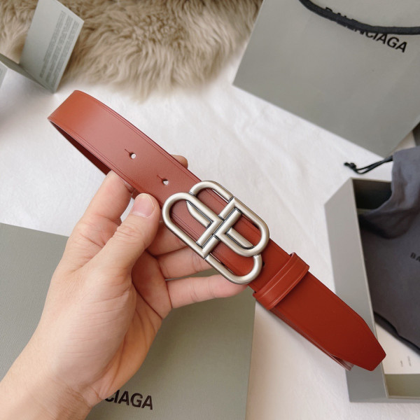 Ba*len*cia*ga belt