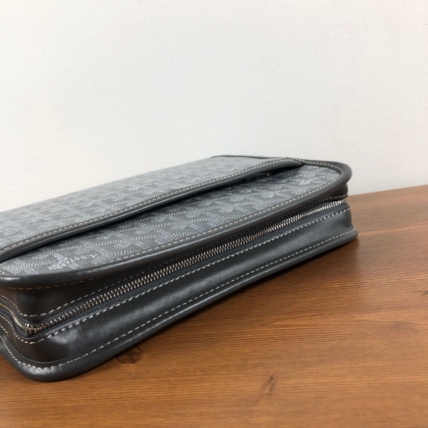 Go*ard toiletry bag