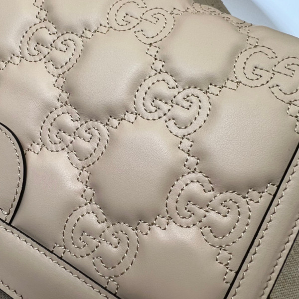 G*u*i gg matelassé leather shoulder bag