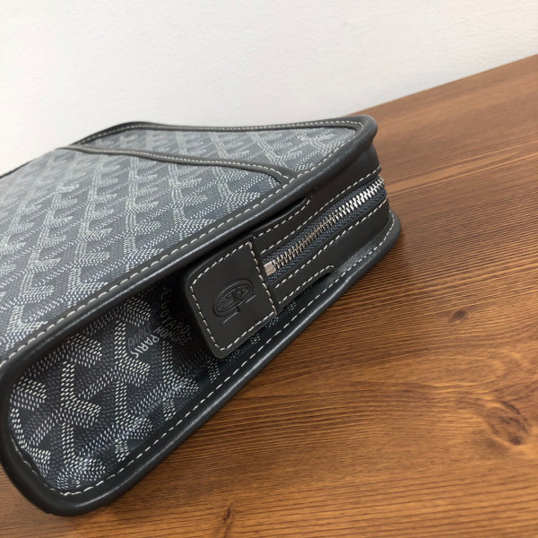 Go*ard toiletry bag