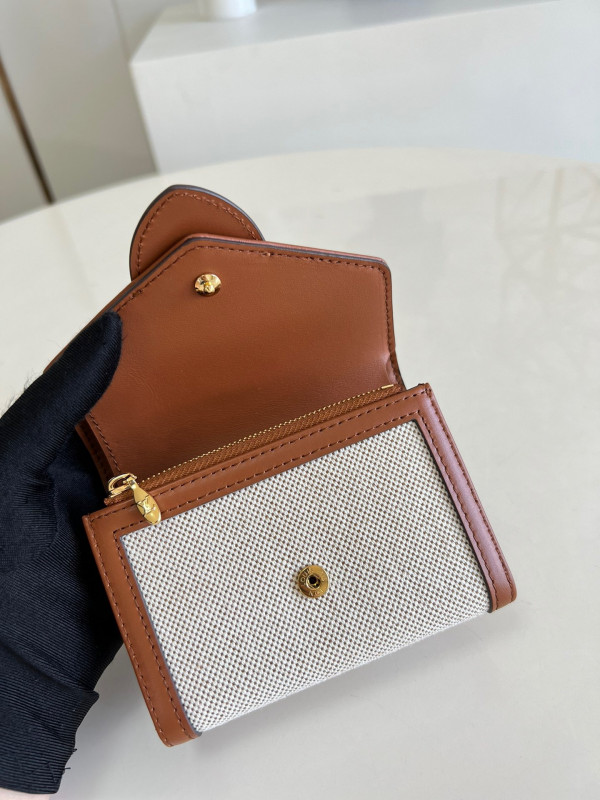 l0*is V*t0n pont 9 compact wallet