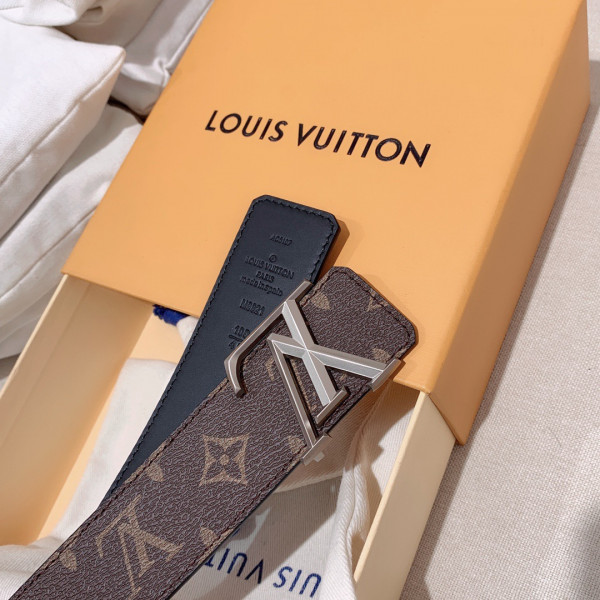 l0*is V*t0n belt