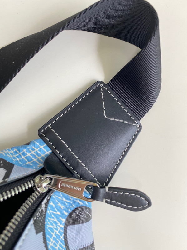 B**rry bum bag