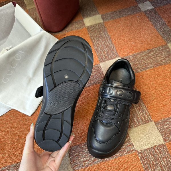 G*u*i men&women sneakers