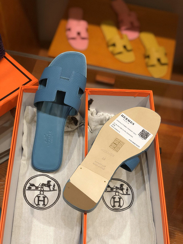 H**mes sandal