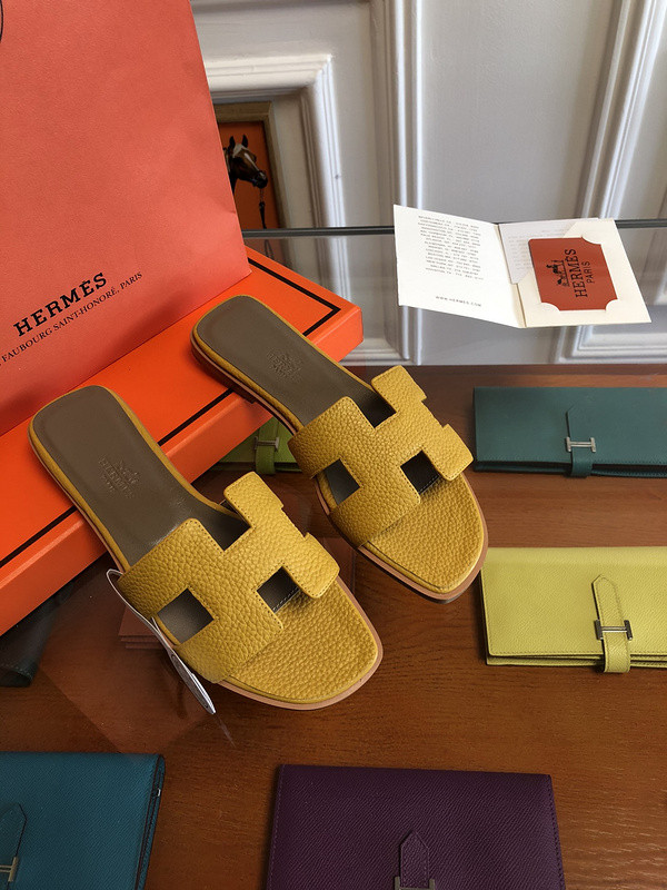 H**mes sandal